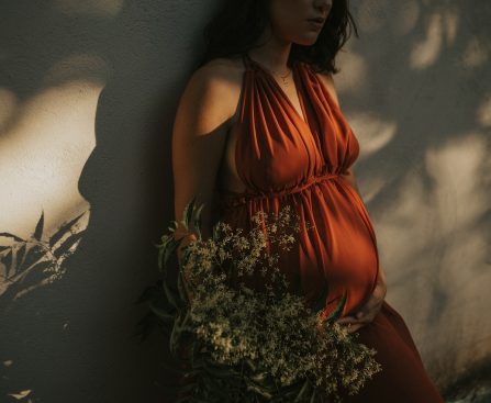 why vomiting occur during pregnancy