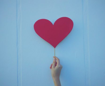 10 HEART-HEALTHY FOODS TO KEEP YOUR TICKER TICKING