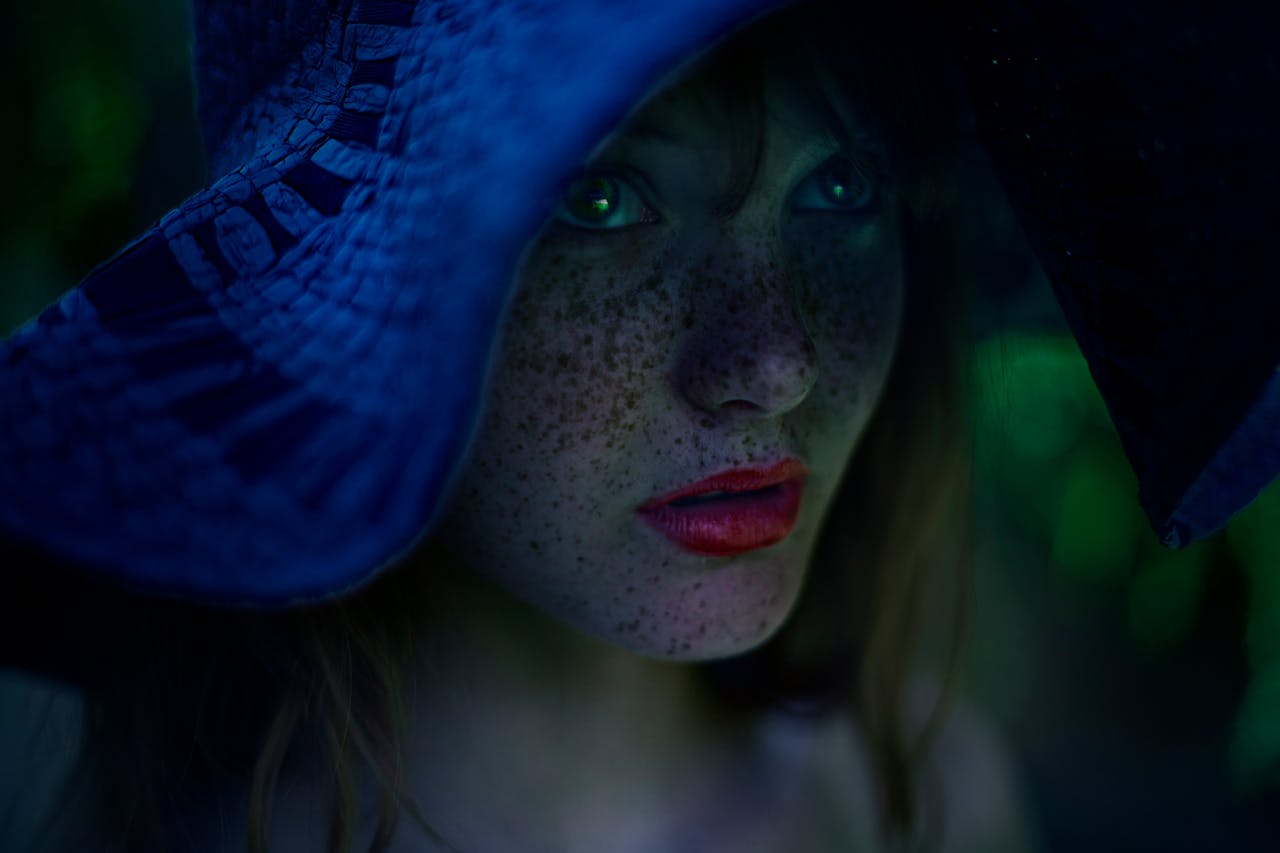 BLUE DISCOLORATION OF SKIN: SYMPTOMS, CAUSES, AND REMEDIES